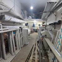 نیازمند استا کار یا نیمه کار در کارگاه درب پنجره