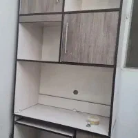 میز کامپیوتر mdf+کتابخانه جادار- تمیز و سالم