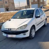 ۲۰۶ تیپ ۲ مدل ۸۱ سفید رنگ بیمه تا برج ۵ سالم