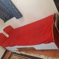 تخت یک نفره بهمراه تشک