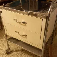 ترالی چرخدار ۲ کشو ..مناسب سالن زیبایی