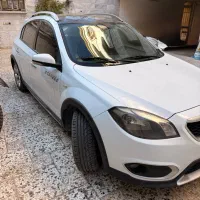 برلیانس کراس موتور بزرگ اتومات