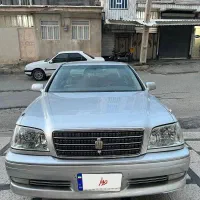 تویوتا کراون ۲۰۰۲