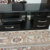 میز تلویزیون شیشه ای
