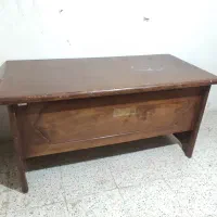 میز چوبی مدیریت