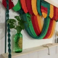 بوم ریس شلف مکرومه طرح رنگین‌کمان