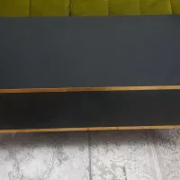 جلو میزی با سه تا میز قیمت پنج ملیون نوع هست