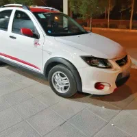 کوییک R سفید قرمز مدل1401