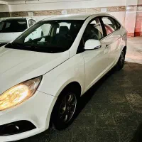 جک j4 اتومات بدون رنگ سفید 1402|خودرو سواری و وانت|اسلامشهر, شهرک واوان|دیوار