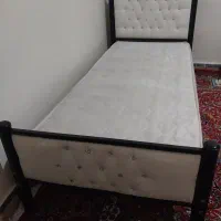تخت یک نفره