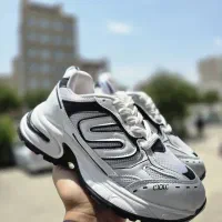 کتونی و کفش|کیف، کفش، کمربند|شیراز, سهل‌آباد|دیوار