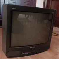 دو عدد تلویزیون سونی و پارس