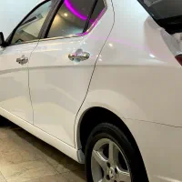 دنا پلاس ۱۴۰۰ دنده تمیز کم کار