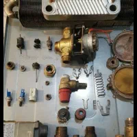 نصب. سرویس پکیج. تعمیر ابگرمکن بخاری  وکولرگازی|خدمات پیشه و مهارت|شیراز, زرهی|دیوار