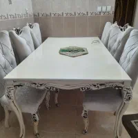 میز وصندلی ۶ نفره، با قابلیت اضافه کردن صندلی