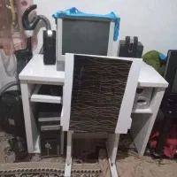 کامپیوتر با میز