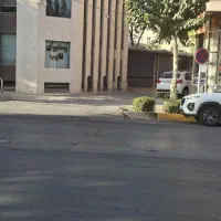 مغازه تجاری ۱۸۰ متر  قابل تبدیل به دو مغازه|فروش مغازه و غرفه|اصفهان, شهشهان|دیوار