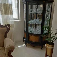 بوفه سه طبقه دارای کمد و هالوژن  سالم و تمییز|بوفه، ویترین، کنسول|شیراز, باغ تخت|دیوار