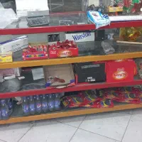 ویترین مغازه