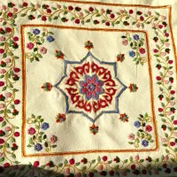 کوسن و رومیزی