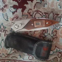 چاقو و۲ عددصندلی