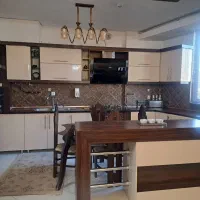 ۸۶متری/    دونبش فول امکانات/     واقع در رفیعی ۲۶