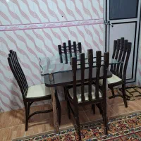 میز نهار خوری ۴نفره سالم