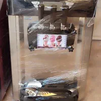 کیک خامه ای دستگاه بستنی یخ در بهشت