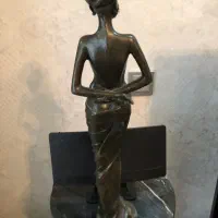 مجسمه برنزی