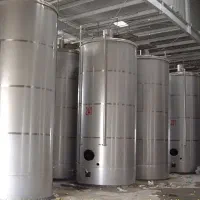 مخزن استیل در انواع حجم و ابعاد|خدمات پیشه و مهارت|فشاپویه, |دیوار