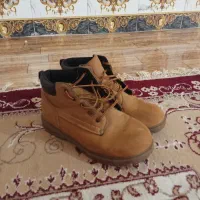 نیم‌بوت‌ پسرانه‌ و خنجر‌ ذو‌الفقار علی