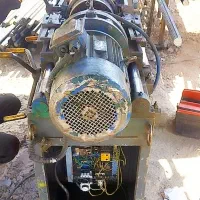 برقکار ـ برق کار (صنعتی - ساختمانی)|خدمات پیشه و مهارت|پرند, فاز ۶|دیوار