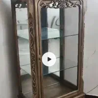 ویترین چوبی