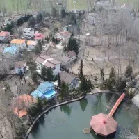 ویلا داخل شهرک خاص دریاچه آبی ۶۷۰ زمین ۳۳۰ بنا سند