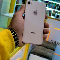 آیفون ۸
