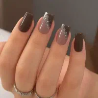 ترمیم و کاشت پدیکور ومانیکور