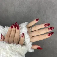 آف کاشت ناخن