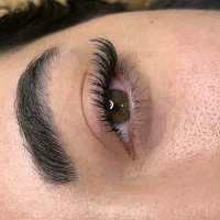 نیازمند مدل اکستنشن مژه رایگان