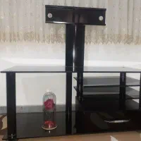 میز تلوزیون شیشه ای