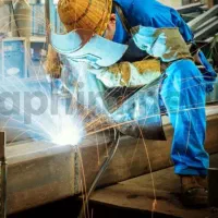 جوشکارحرفه ای و فنی کار باتجربه