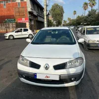 رنو مگان مدل 92 موتور 2000 اتومات فول تمیز