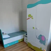 تخت و کمد کودک