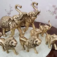 مجسمه تندیس ماکت