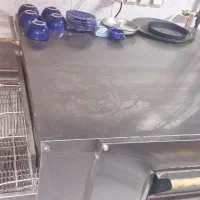 فر ریلی|کافی‌شاپ و رستوران|رشت, معلم|دیوار