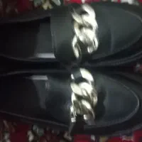 کفش|کیف، کفش، کمربند|تهران, نیروی هوایی (پیروزی)|دیوار