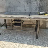 تخت تتو|آرایشگاه و سالن‌های زیبایی|رشت, فلسطین|دیوار