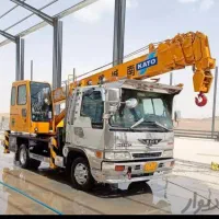 جرثقیل جهت نصب اسکلت شیشه سنگ تانکر آب و غیره