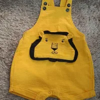 لباس بچگانه