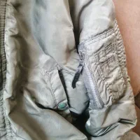 کاپشن خلبانی اصل|لباس|قم, نخودی|دیوار