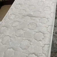 تشک استقبال کاملا سالم و تمیز|تشک تختخواب|بابل, |دیوار